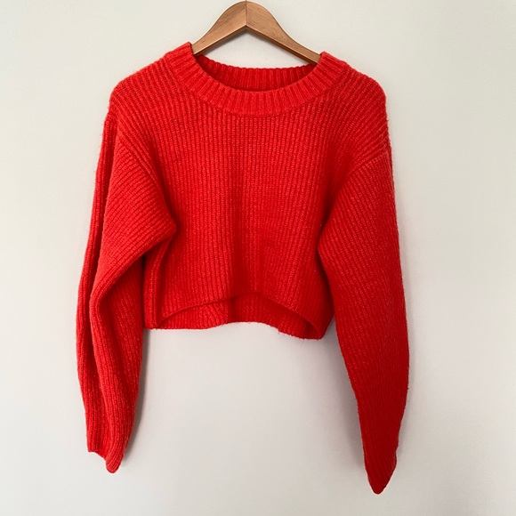 UO Red Sydney Crewneck Cropped Sweater - Picture 3 of 9